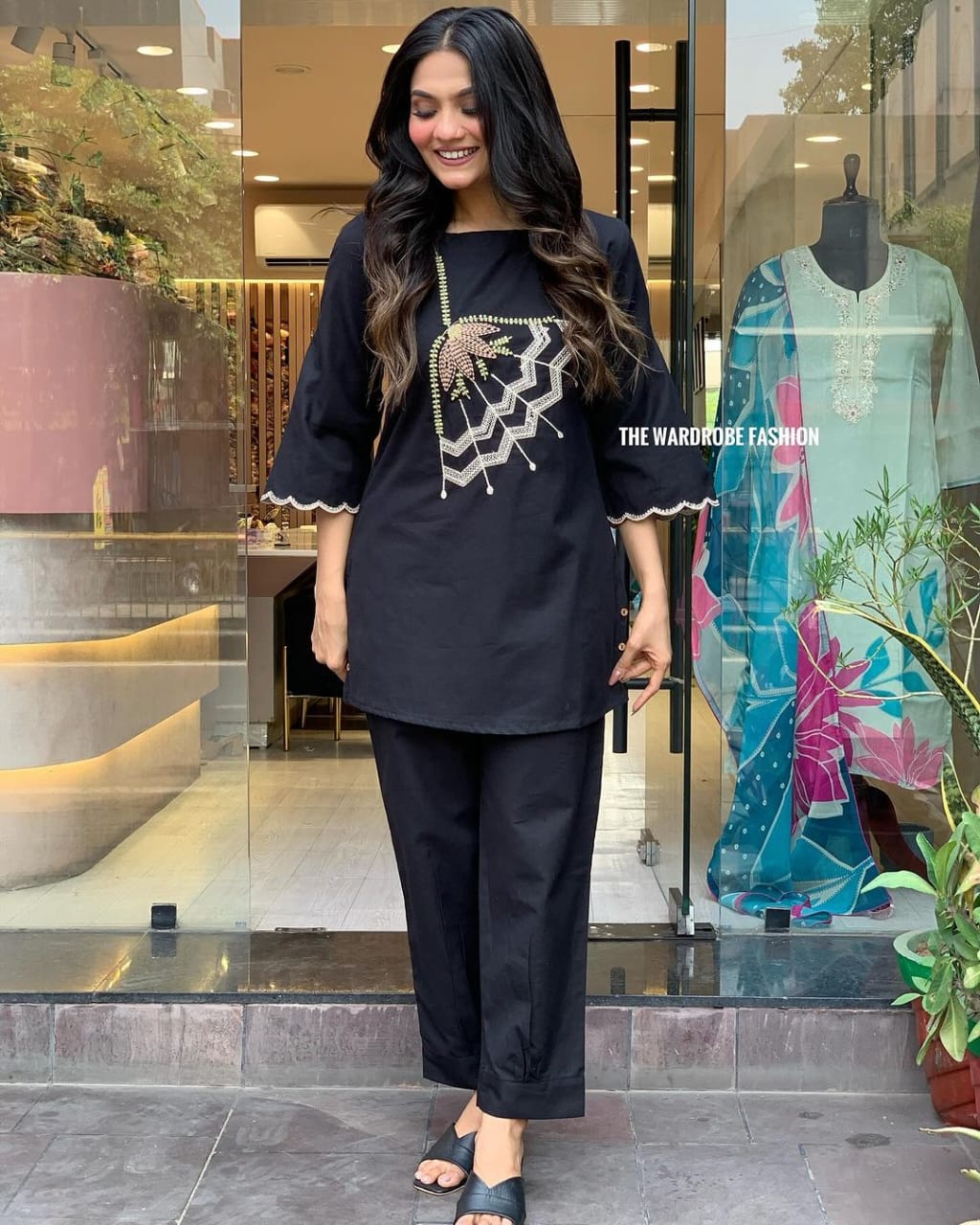 Elegant Black Embroidered Kurta Set with Straight Pants