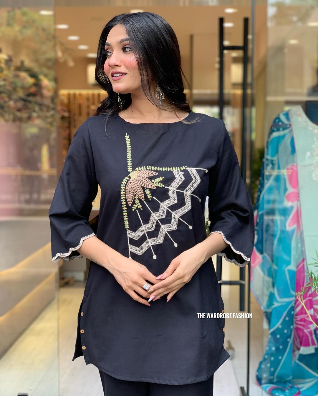 Elegant Black Embroidered Kurta Set with Straight Pants